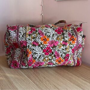 Vera Bradley XL Duffel Bag in Tea Garden